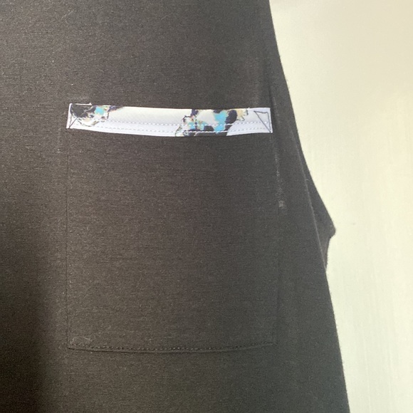 Style & Co XL top with cute puppy pattern. - Picture 3 of 6